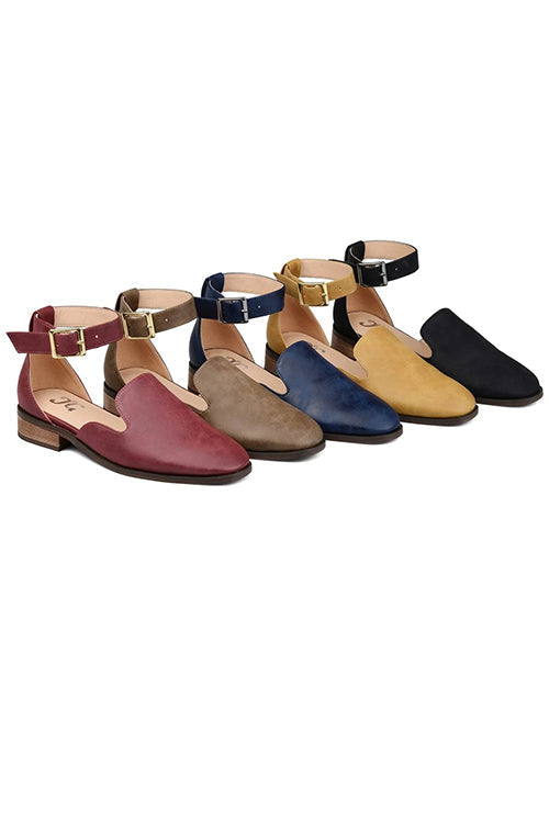 Graceful Orthopedic Flats for Modern Look