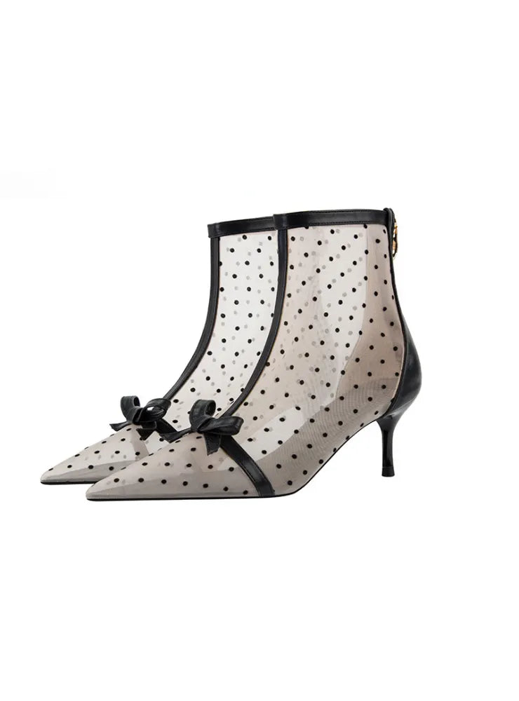 Graceful Orthopedic Boots for Modern Look