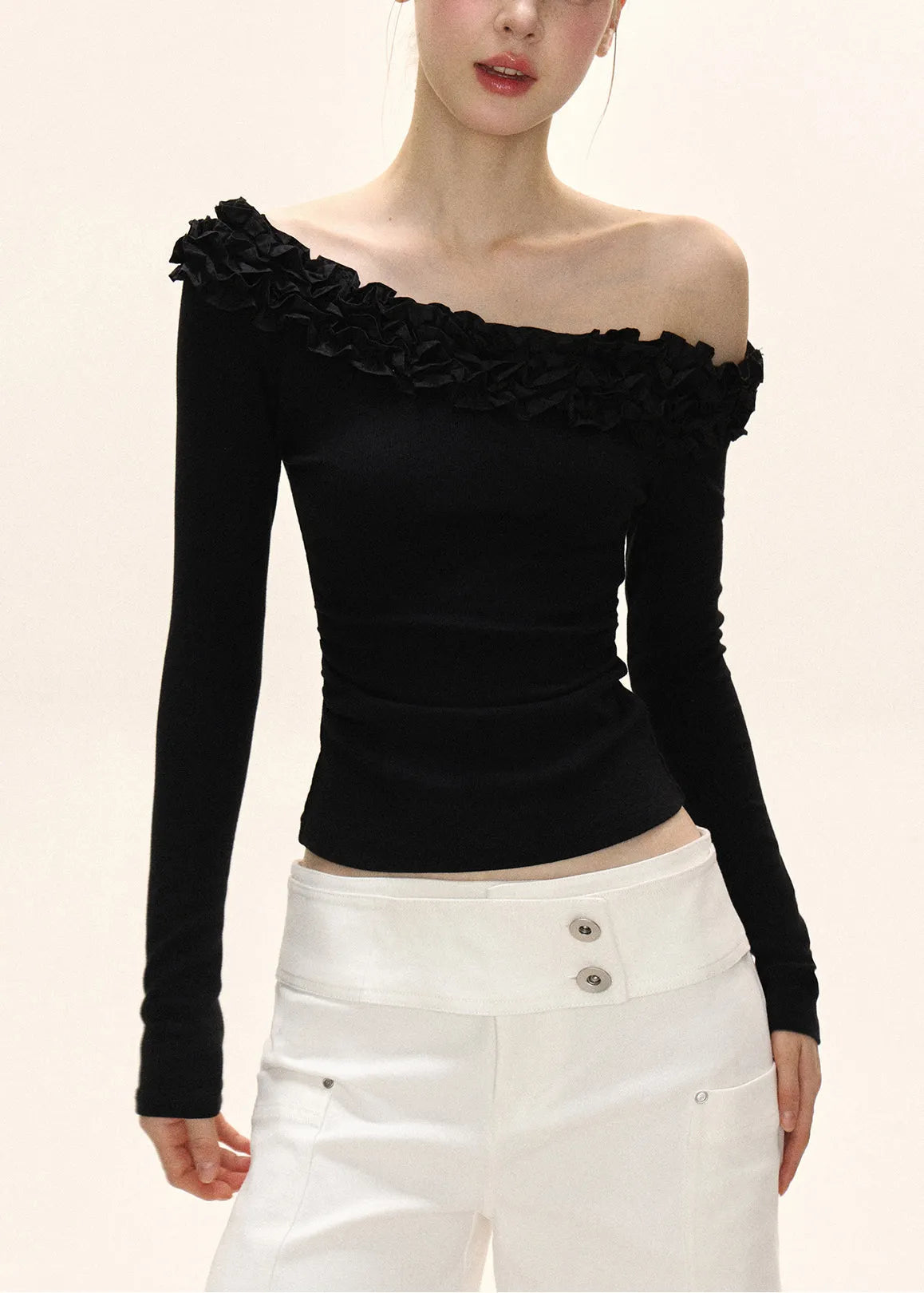Effortlessly Elegant Top with a Timeless Design