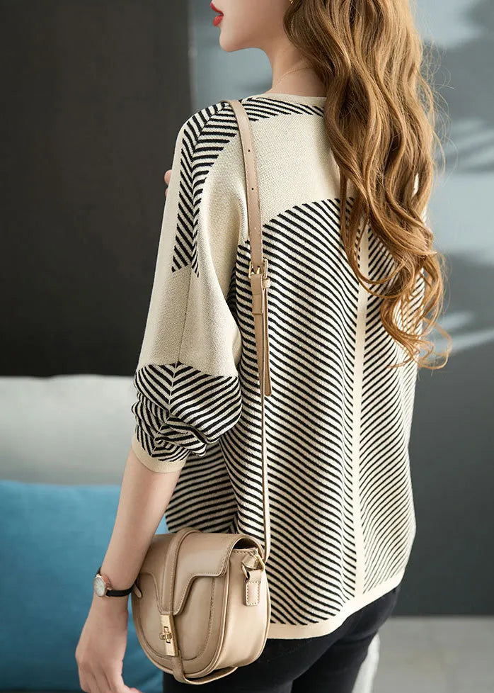 Effortlessly Elegant Shirt with a Timeless Design