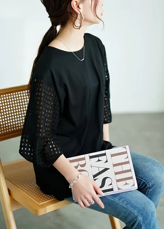 Well Tailored Top with a Graceful Silhouette