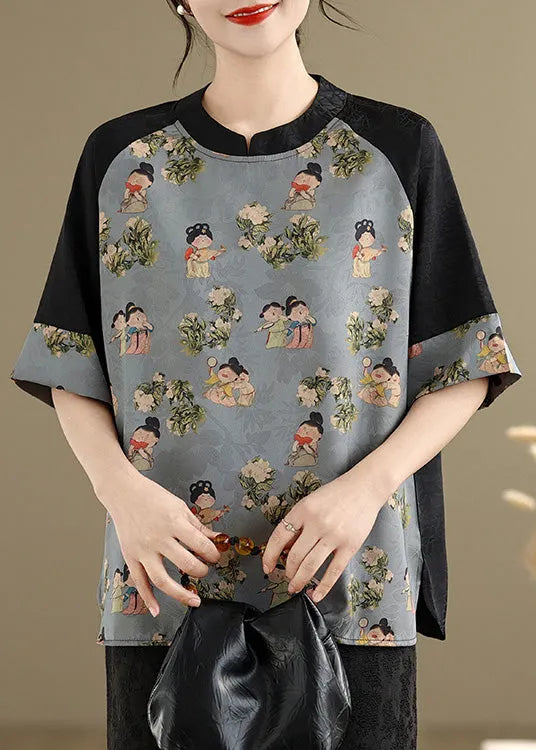Effortlessly Elegant Top with a Timeless Design