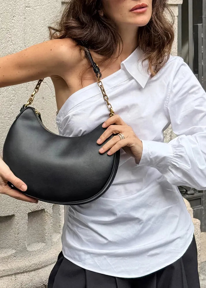 Well Tailored Shirt with a Graceful Silhouette