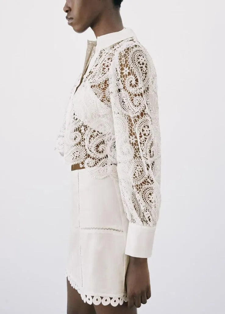 Elegantly Styled Shirt for Everyday Wear
