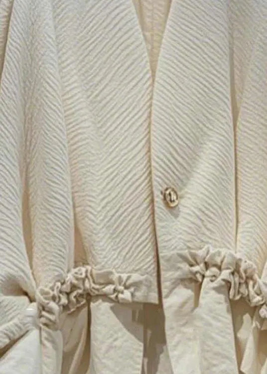 Elegantly Styled Coat for Everyday Wear