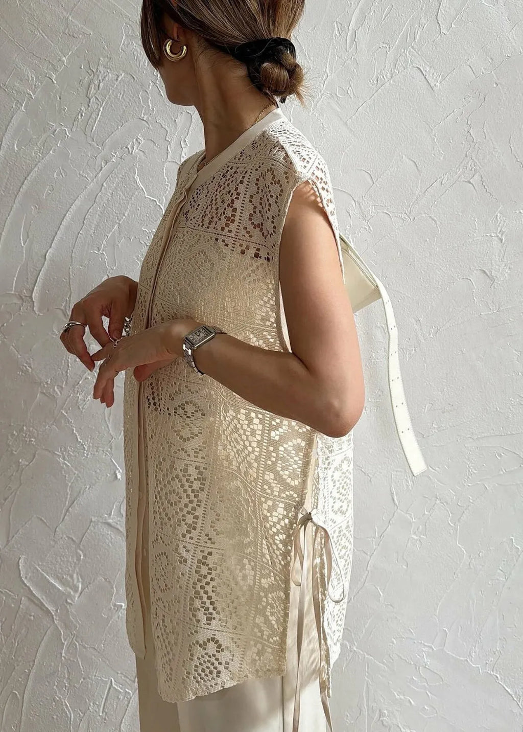 Well Tailored Garment with a Graceful Silhouette