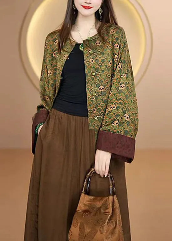 Gracefully Styled Coat for Any Occasion