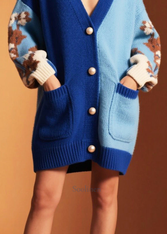 Well Tailored Coat with a Graceful Silhouette