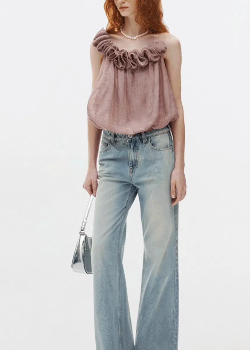 Effortlessly Elegant Top with a Timeless Design