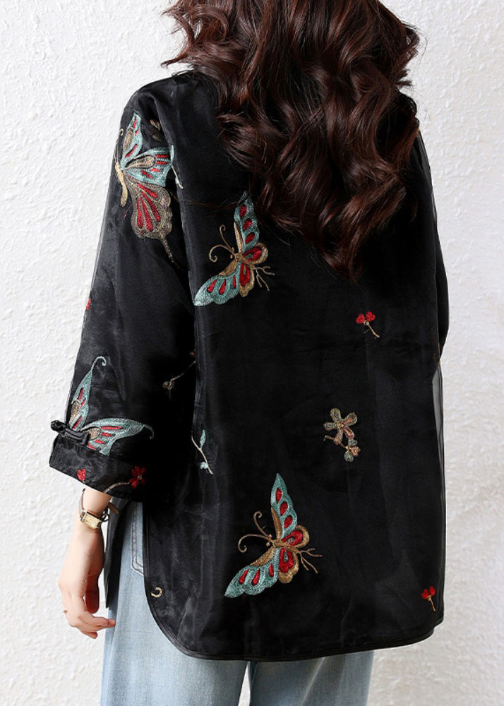 Gracefully Styled Blouse for Any Occasion