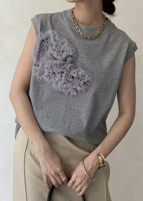 Classic Vintage Top with a Flattering Fit
