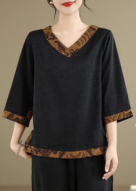 Classic Vintage Shirt with a Flattering Fit