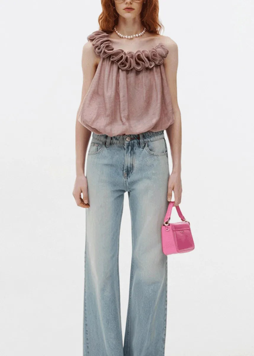 Effortlessly Elegant Top with a Timeless Design