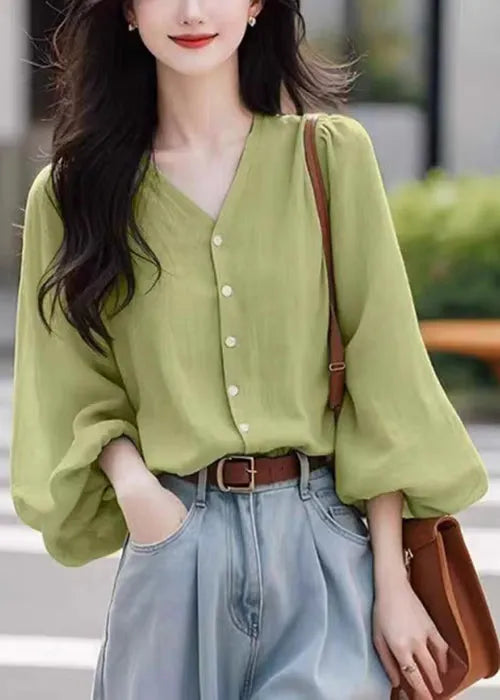 Beautifully Finished Blouse in a Timeless Design