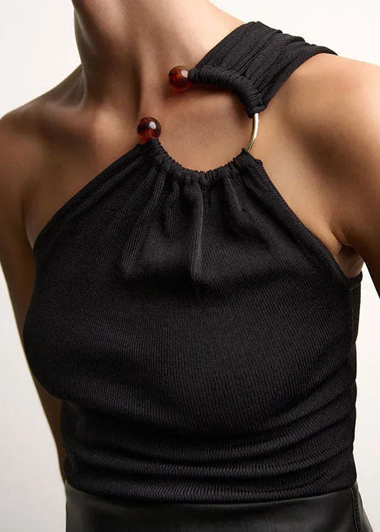 Effortlessly Elegant Top with a Timeless Design