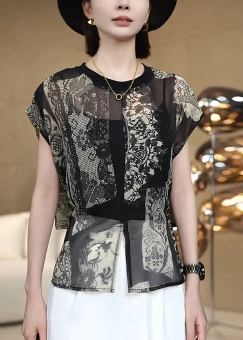 Effortlessly Elegant Shirt with a Timeless Design