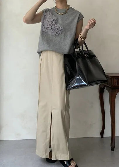 Classic Vintage Top with a Flattering Fit