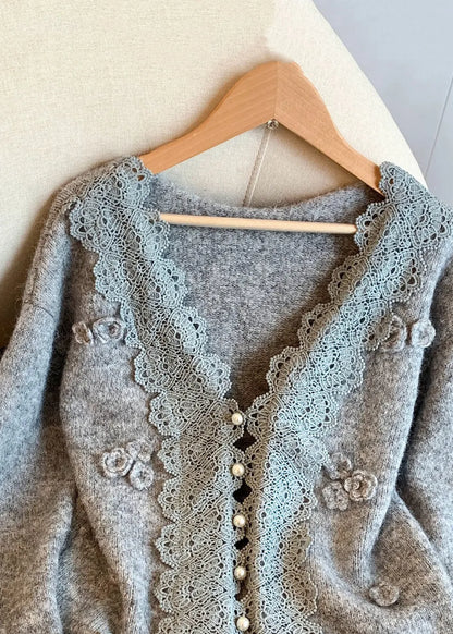 Beautifully Finished Coat in a Timeless Design