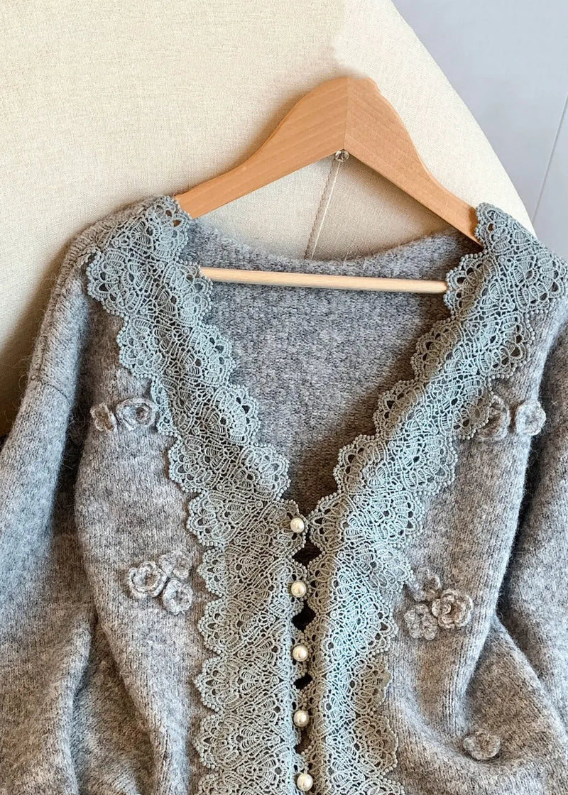 Beautifully Finished Coat in a Timeless Design