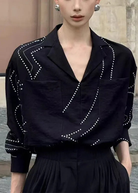 Effortlessly Elegant Shirt with a Timeless Design