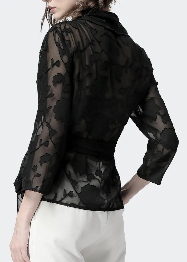 Classic Vintage Blouse with a Flattering Fit