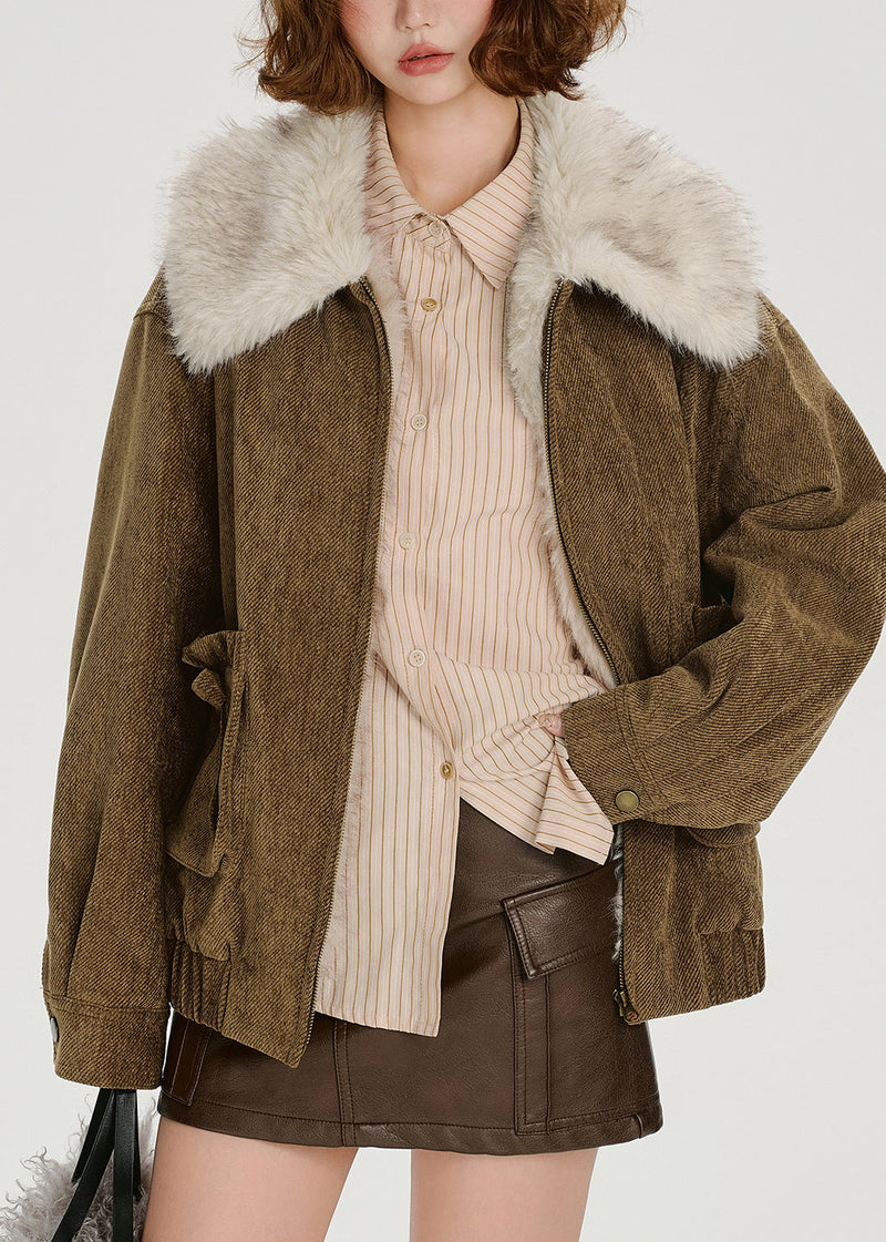 Gracefully Styled Jacket for Any Occasion