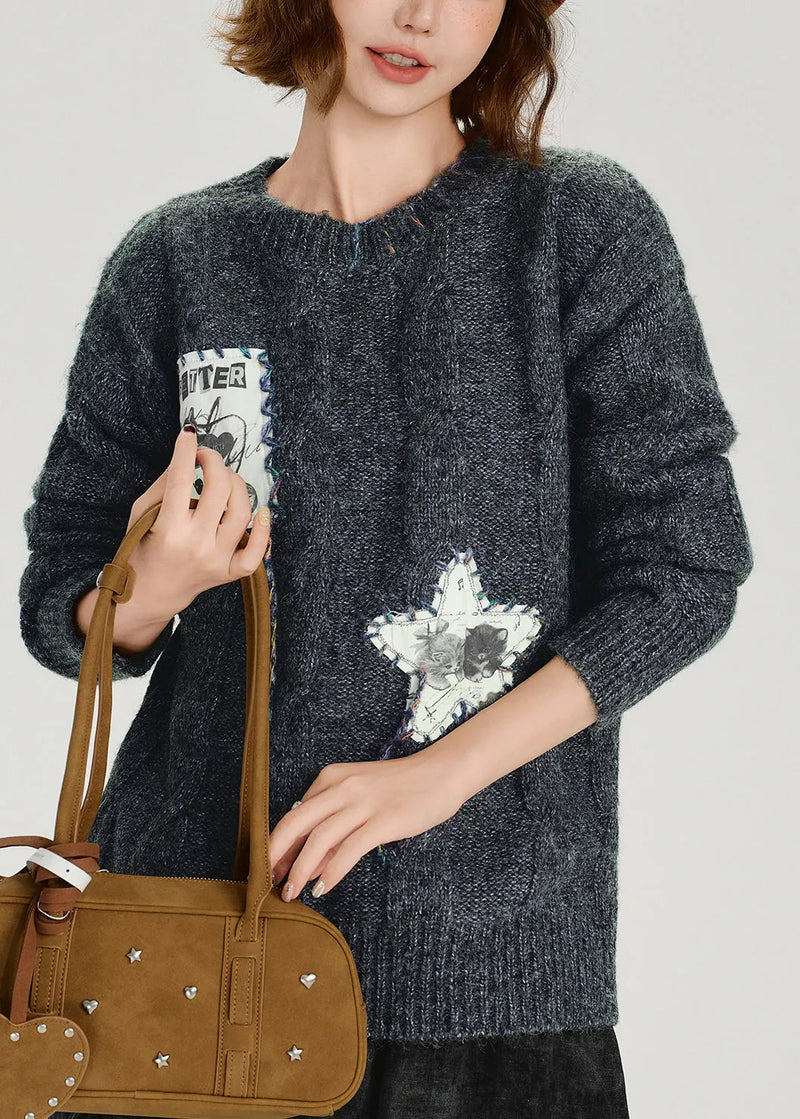 Well Tailored Sweater with a Graceful Silhouette