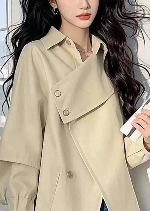 Effortlessly Elegant Coat with a Timeless Design