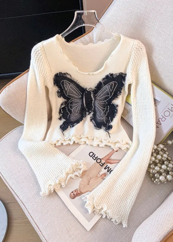 Effortlessly Elegant Top with a Timeless Design