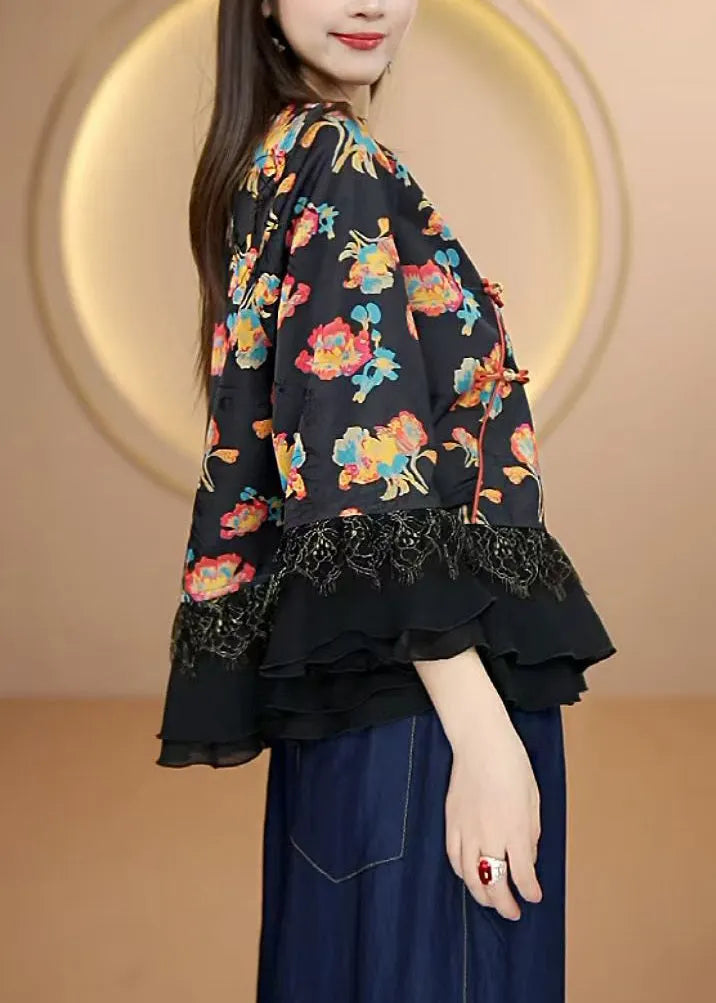 Beautifully Finished Blouse in a Timeless Design