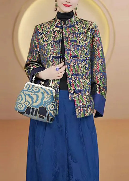 Classic Vintage Coat with a Flattering Fit