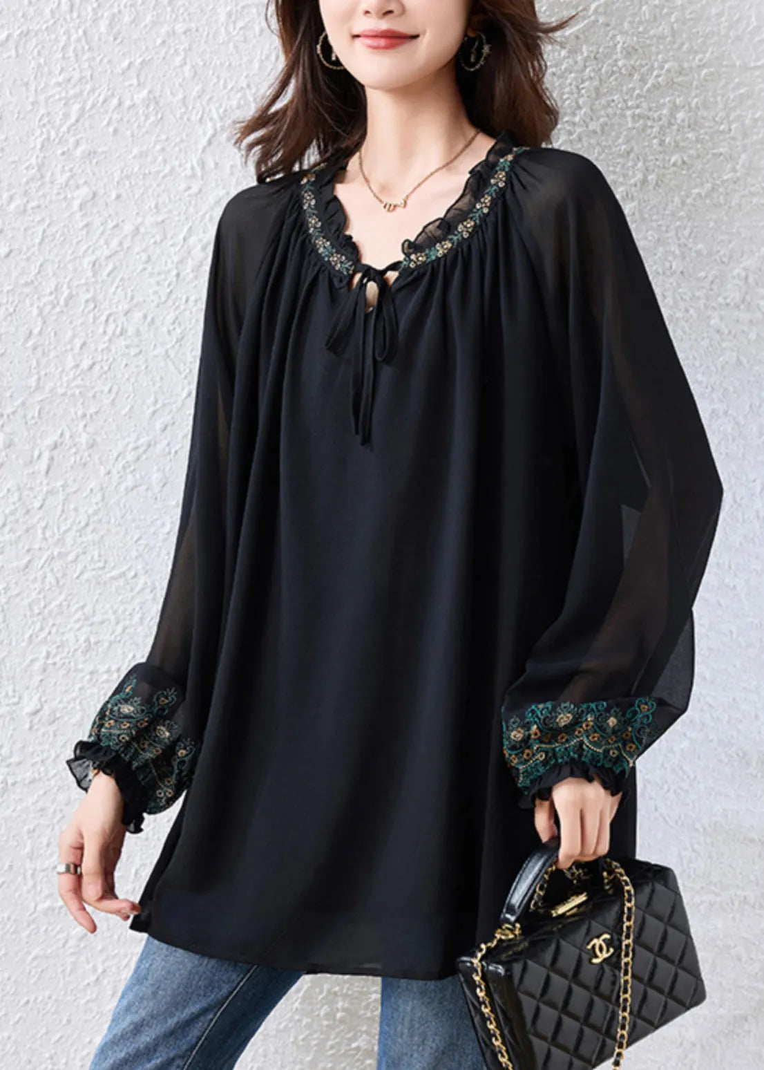 Beautifully Crafted Blouse in a Classic Style