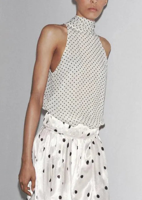 Classic Vintage Top with a Flattering Fit