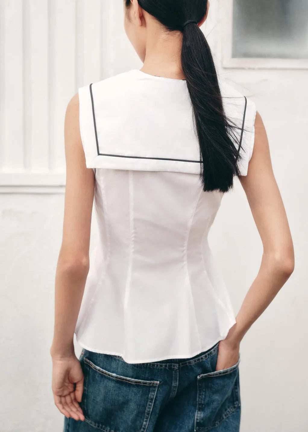 Gracefully Styled Shirt for Any Occasion