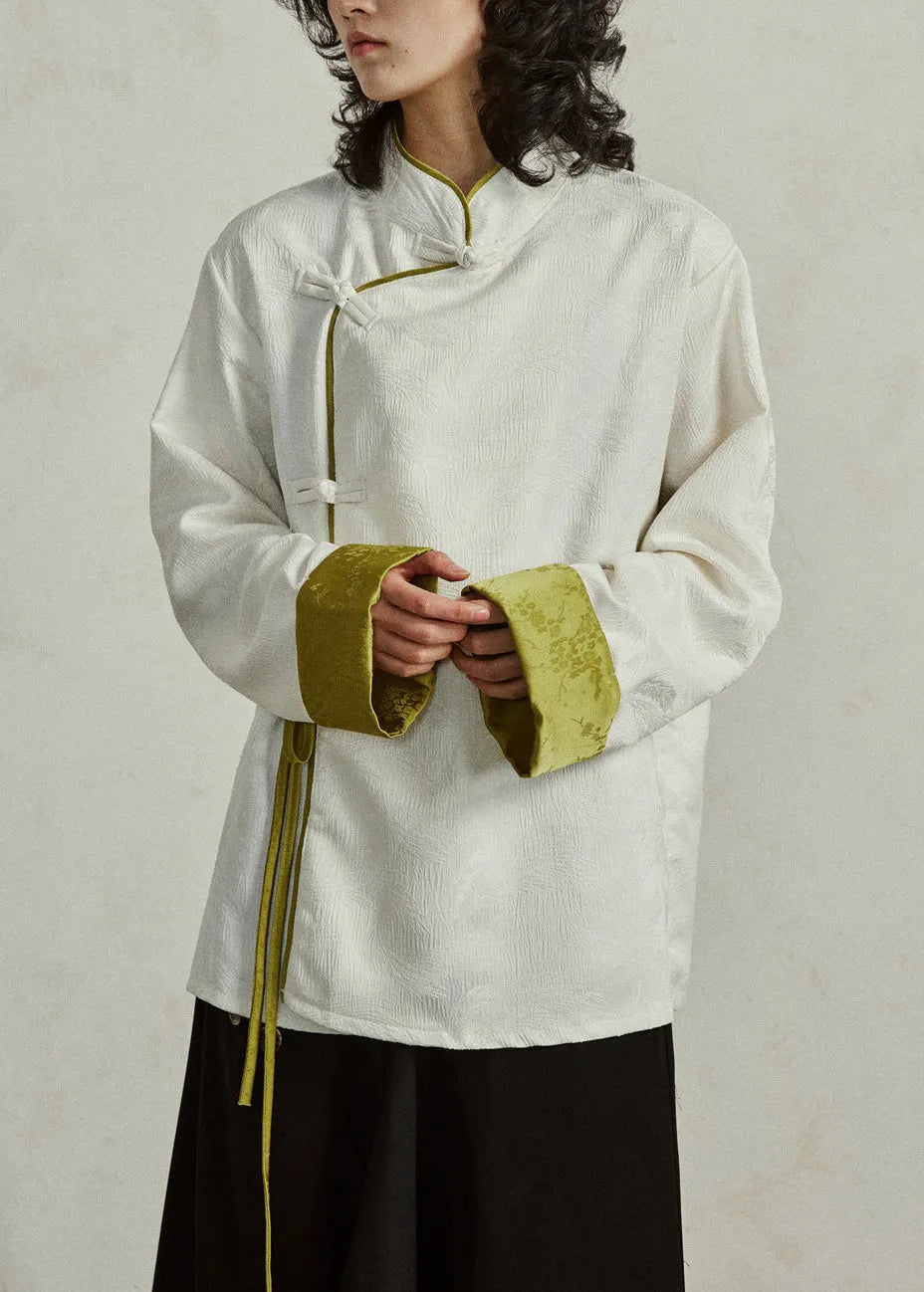 Classic Vintage & Enduringly Stylish Top