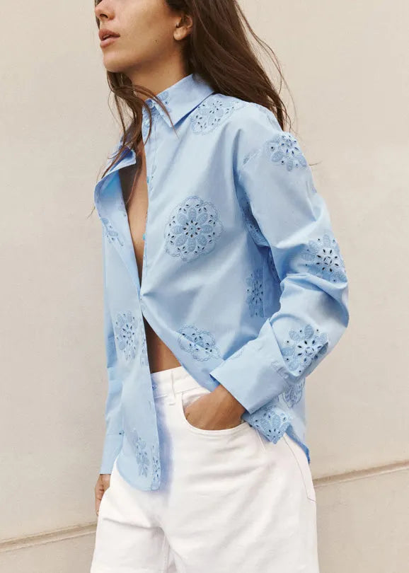 Well Tailored Shirt with a Graceful Silhouette