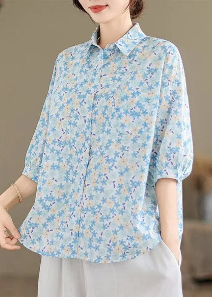 Classic Vintage Blouse with a Flattering Fit