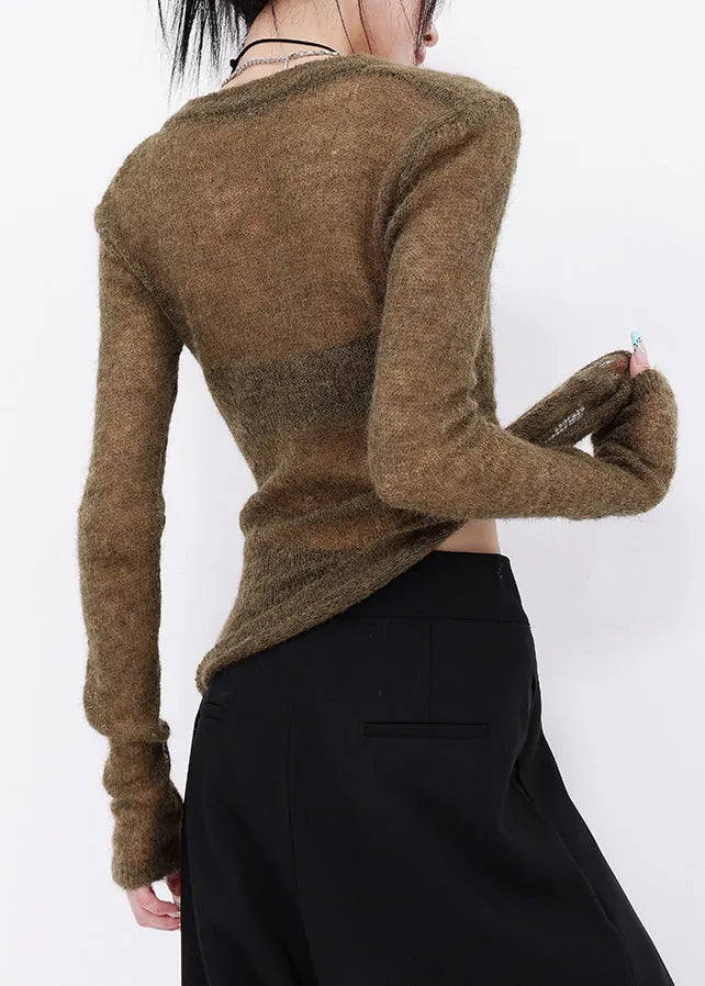Sophisticated Blouse with a Clean Classic Look