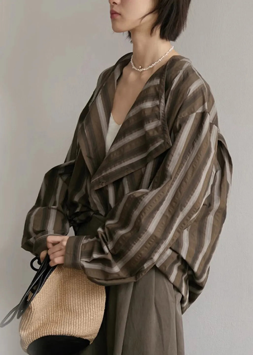 Effortlessly Elegant Blouse with a Timeless Design