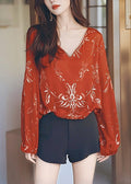 Classic Vintage Shirt with a Flattering Fit
