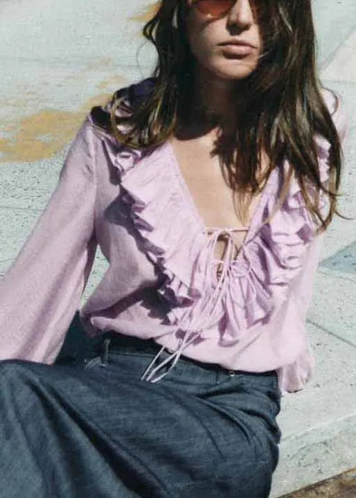 Classic Vintage Blouse with a Flattering Fit