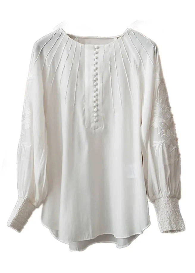 Effortlessly Elegant Shirt with a Timeless Design