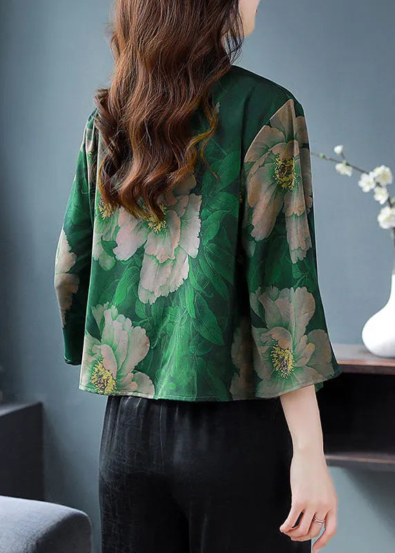 A Vintage Style Blouse with Delicate Timeless Details