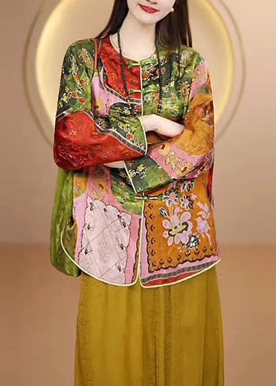 Classic Vintage & Enduringly Stylish Coat