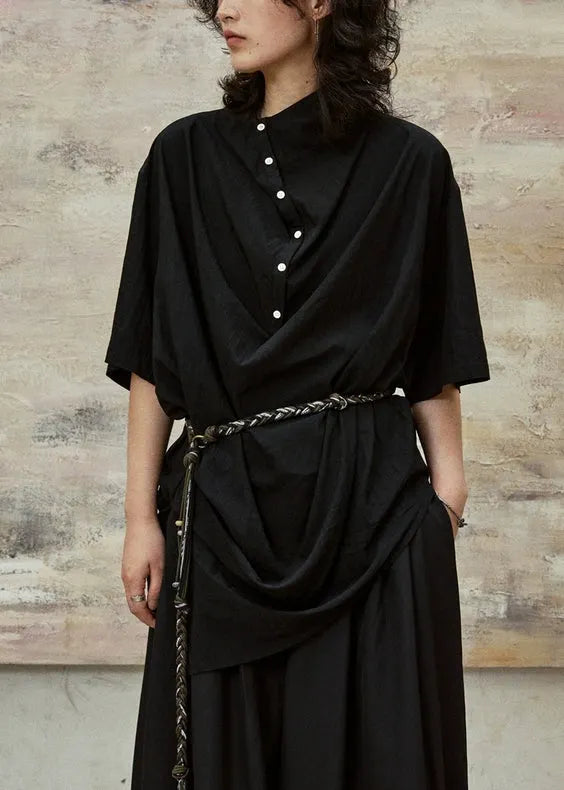 Well Tailored Blouse with a Graceful Silhouette