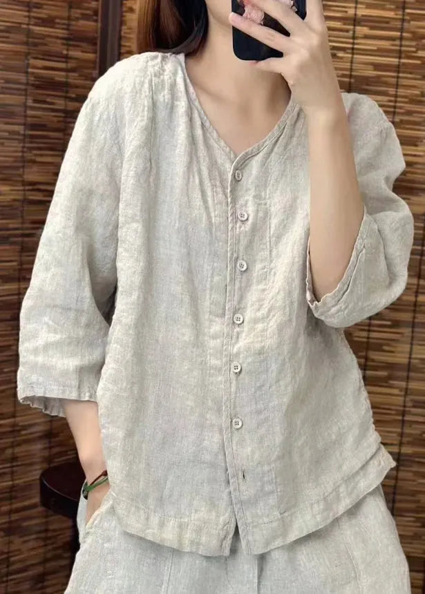 Well Tailored Shirt with a Graceful Silhouette