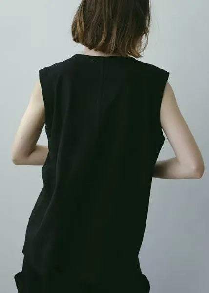 Classic Vintage Top with a Flattering Fit