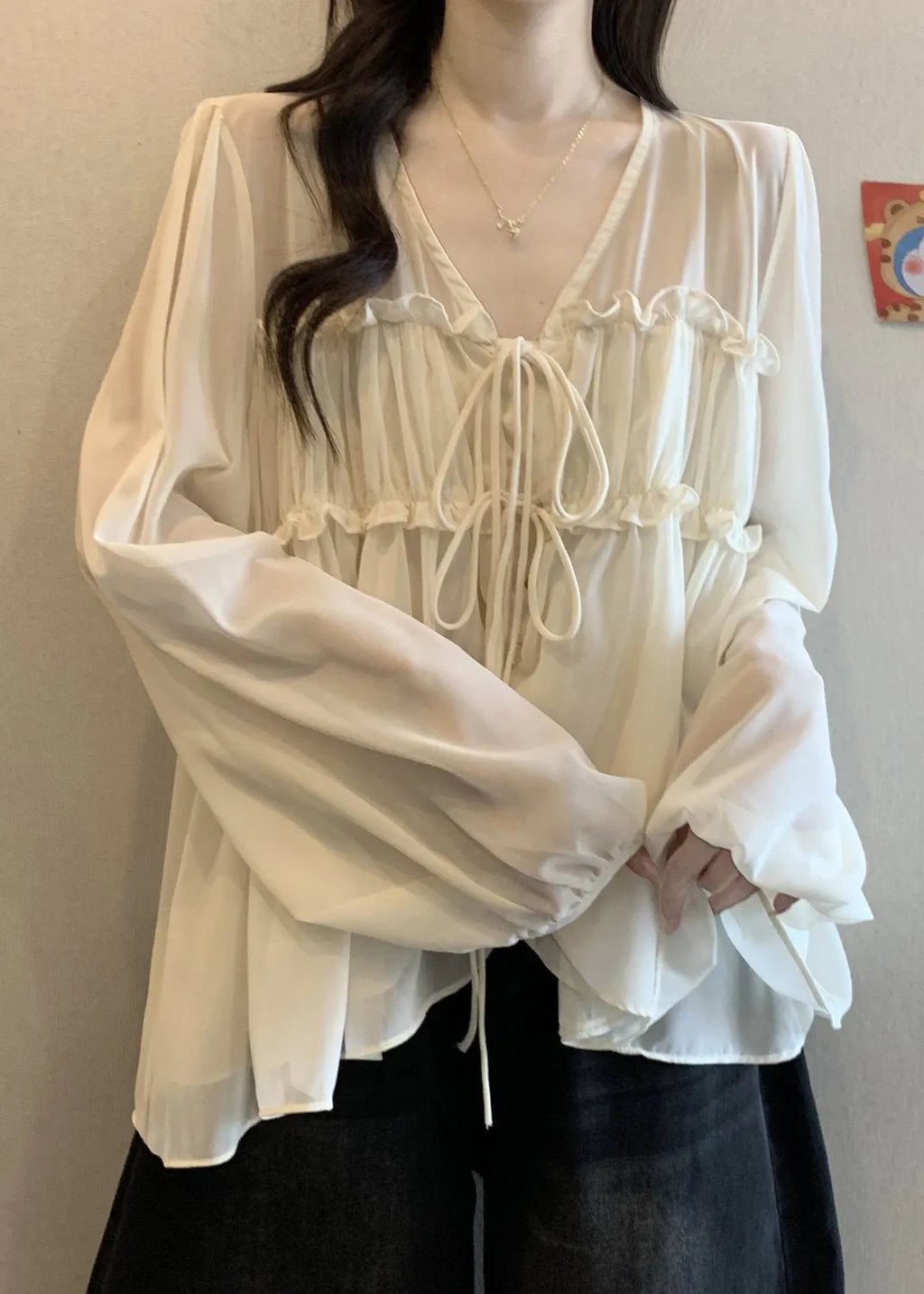 Effortlessly Elegant Shirt with a Timeless Design