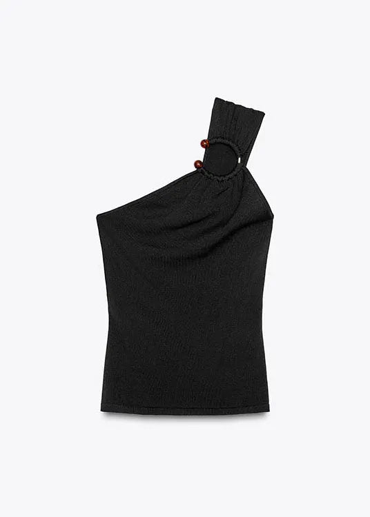 Effortlessly Elegant Top with a Timeless Design
