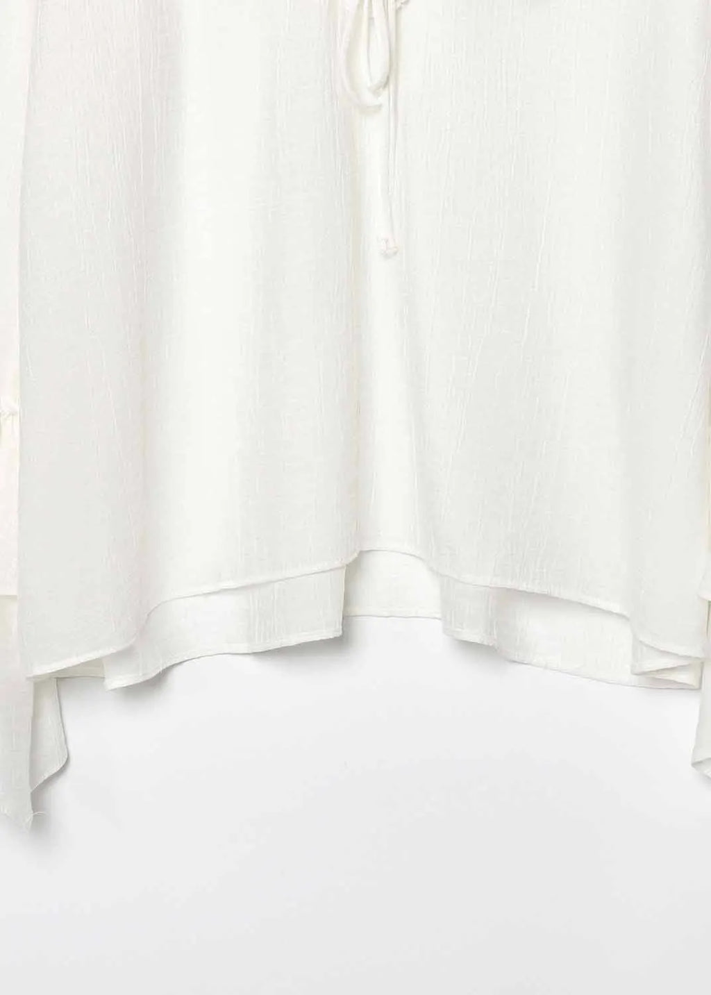 Effortlessly Elegant Top with a Timeless Design